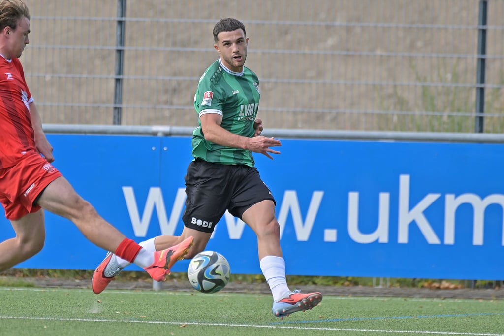 Vor-Topspiel-gegen-Rhynern-Klopft-Preu-en-II-bald-ans-Regionalliga-Tor-