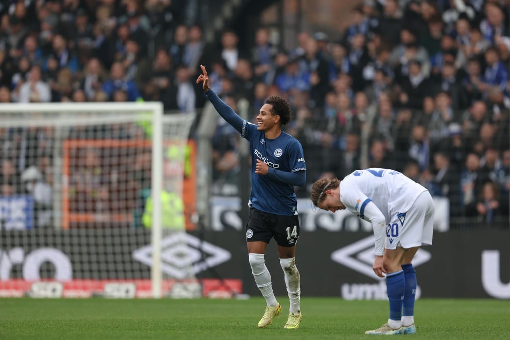 Desolater-KSC-verpasst-in-Bielefeld-Sprung-auf-Platz-drei