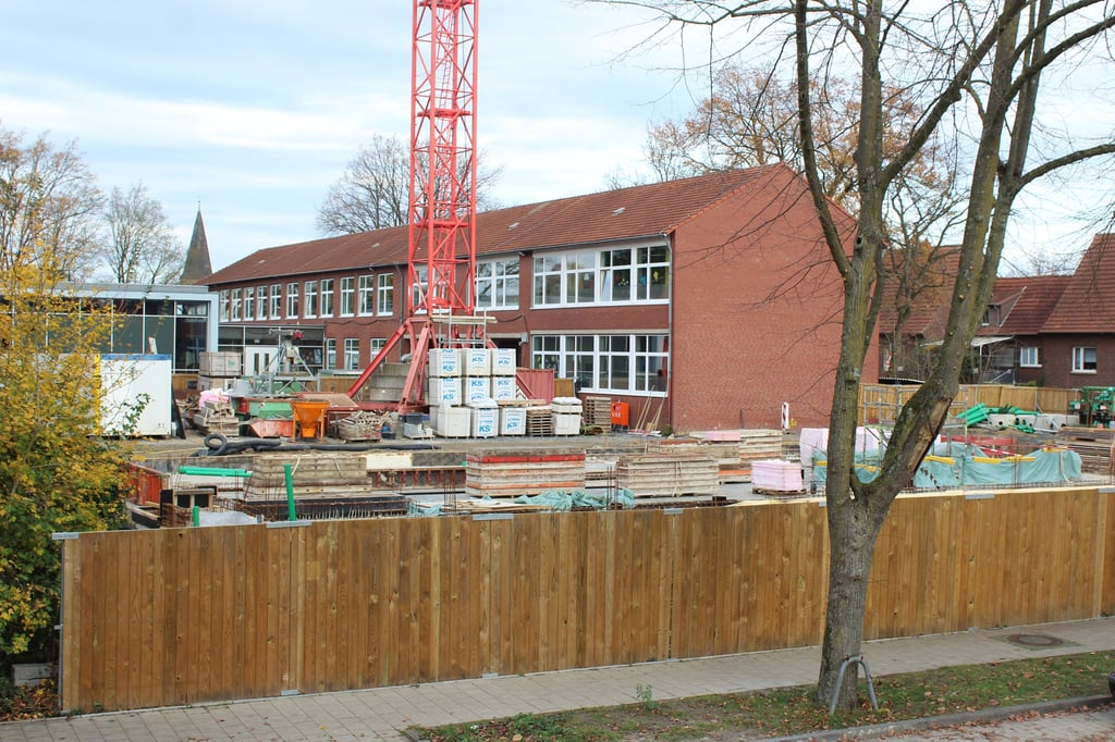Grundschule in Nienberge: Verstärkte Rissbildung und Rohrbruch