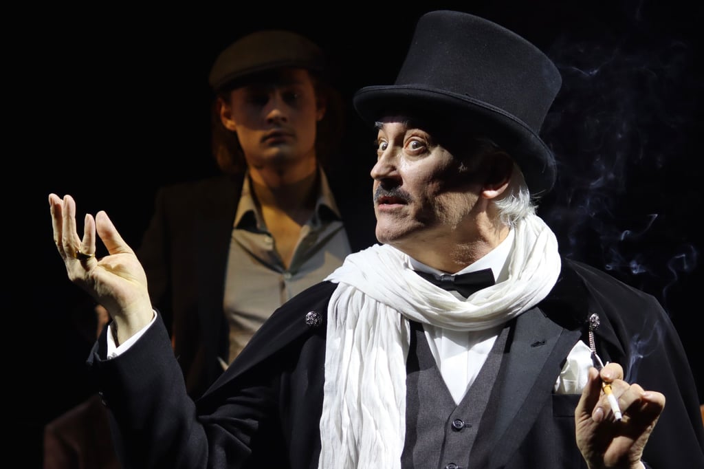 Hypnose auf dem Treppchen: „Mario und der Zauberer“ am WBT