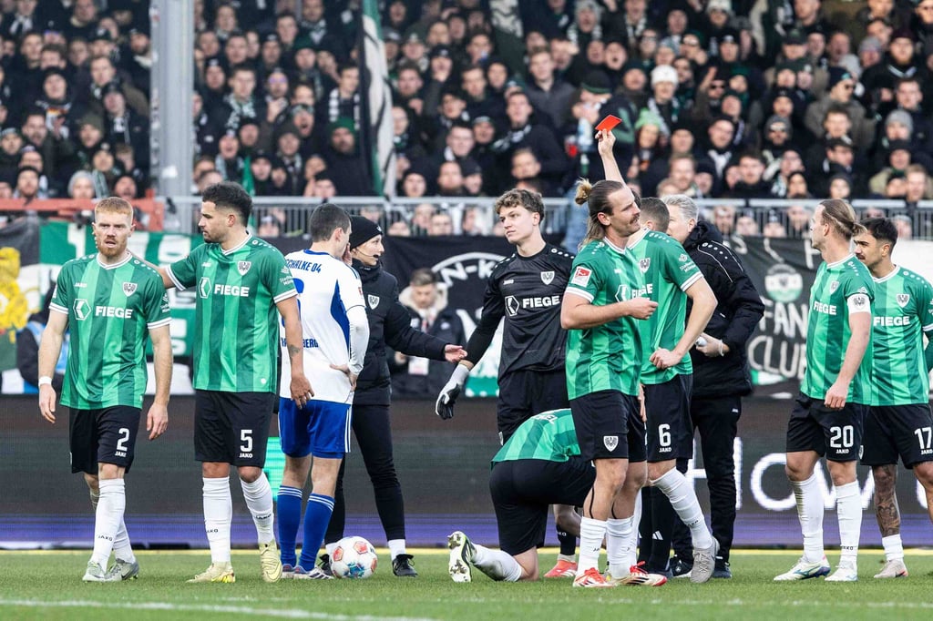 Schenk-fliegt-Behrens-rettet-und-Preu-en-erstmals-ohne-Gegentor