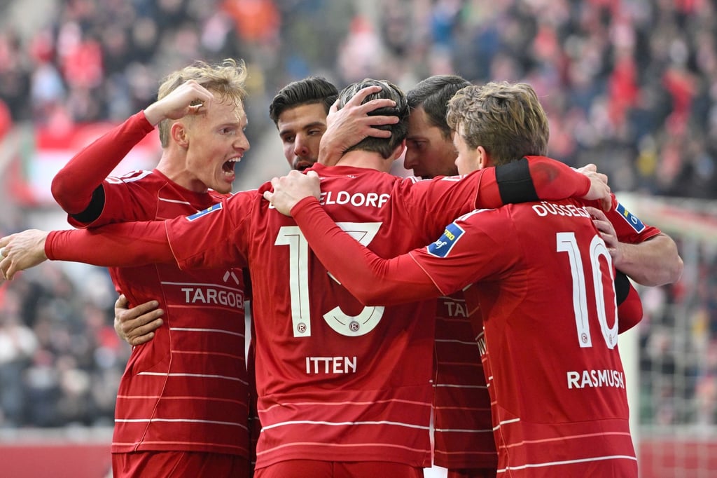 Itten-l-sst-Fortuna-und-Anfang-jubeln-2-1-gegen-Magdeburg