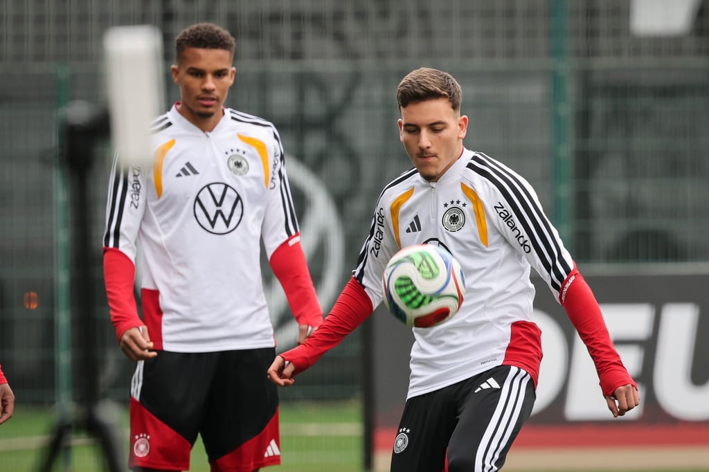 El-Mala-erstmals-vor-Medien-Bilde-mir-auf-Hype-nichts-ein-