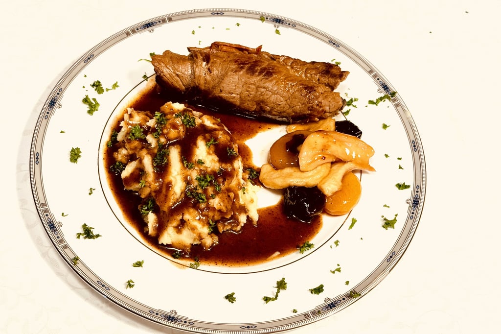 Rouladen-mit-Backobst-Familienrezepte-aus-Lienen-f-r-die-Feiertage