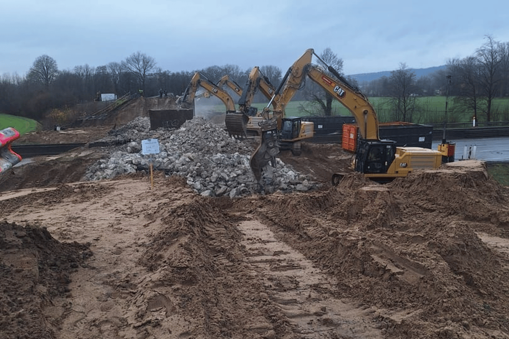 A1-bei-Lengerich-gesperrt-Br-ckenabriss-l-uft-auf-Hochtouren