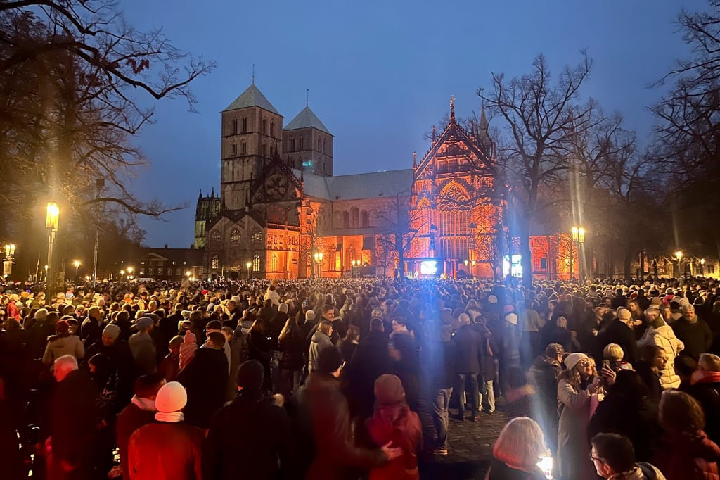 So lief das Rudelsingen auf Münsters Domplatz
