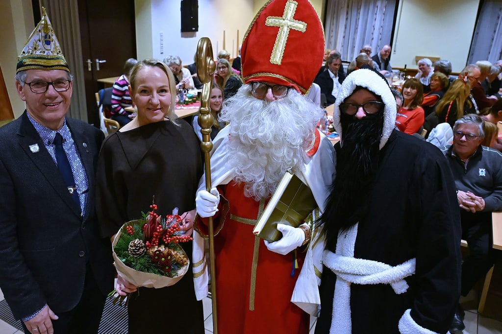 Ines Krechting erhält silbernes Herz