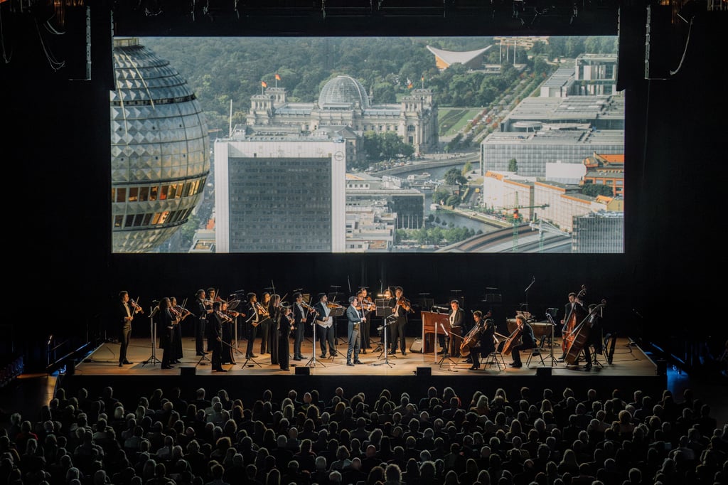 Barock und Breitwand: Bildstarke Klassik-Show in der Halle Münsterland