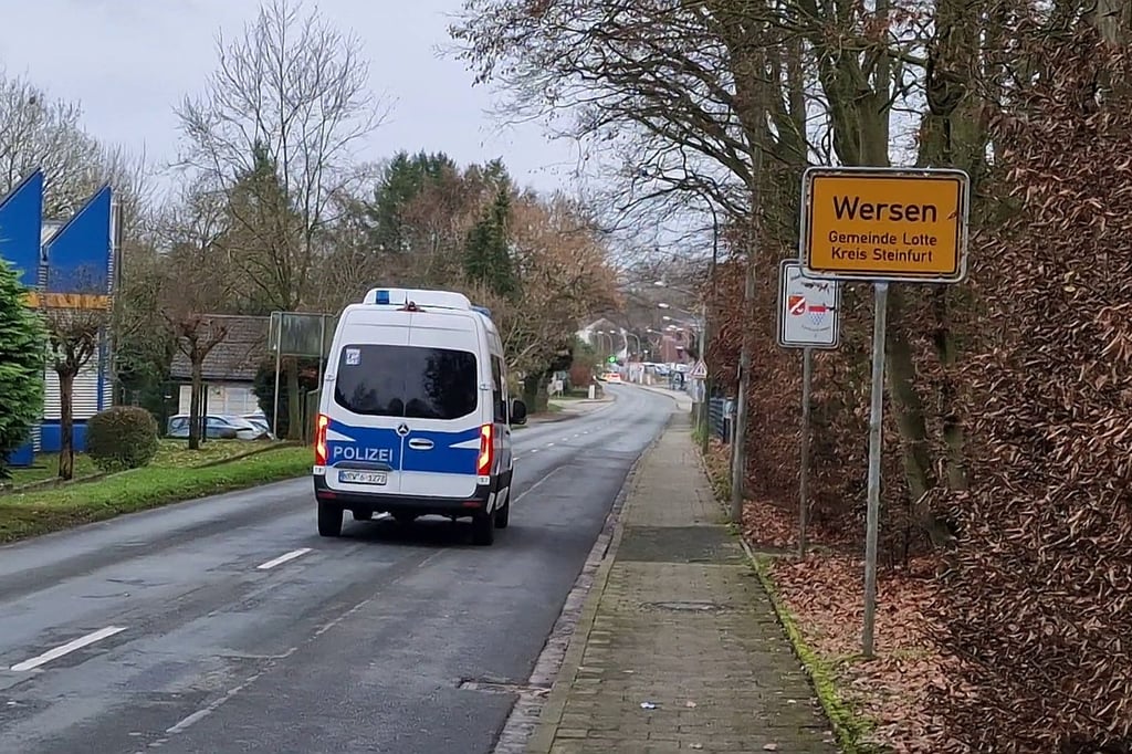 Gro-einsatz-an-Schule-Verd-chtige-schweigen