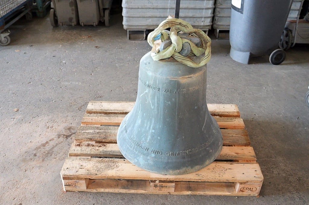 Wer-hat-die-Glocke-geklaut-Polizei-findet-mutma-lichen-Dieb