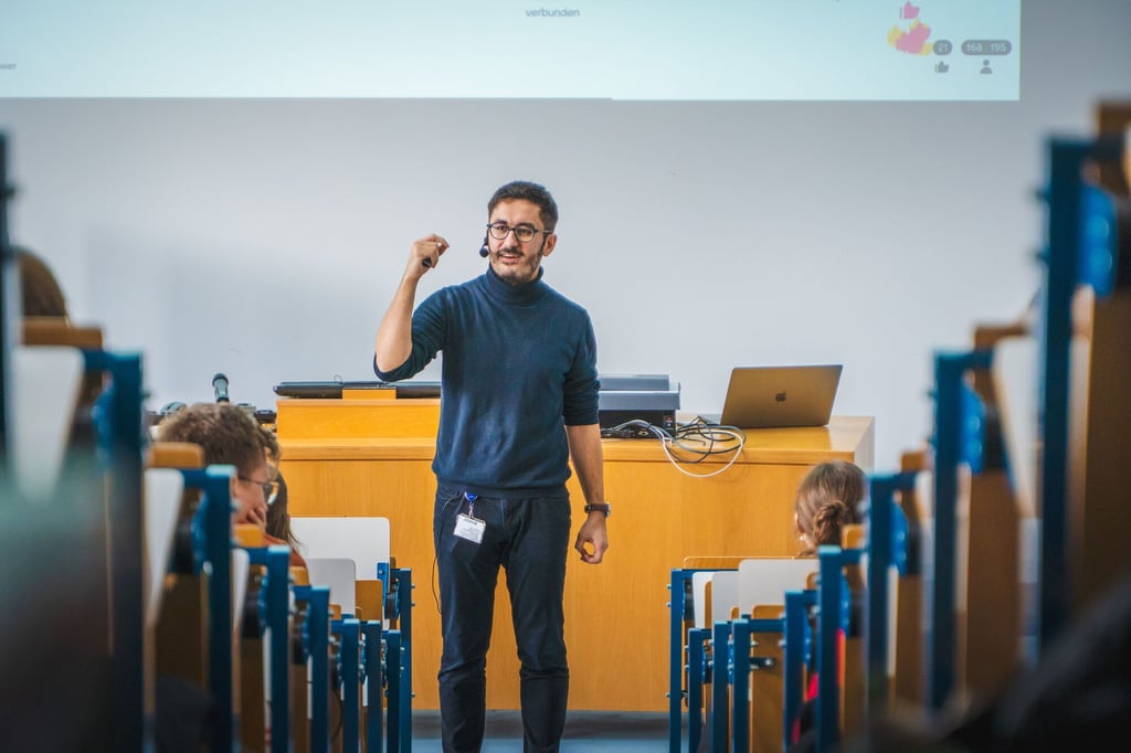 Ausgezeichnete Lehre mit Nähe und Methode