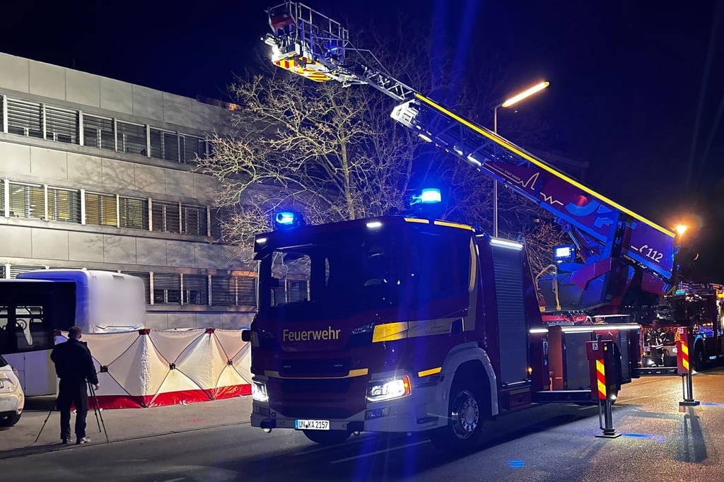 Bus-berf-hrt-14-j-hrigen-Radfahrer-tot