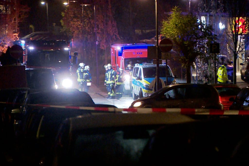 Mutter-und-vier-Kinder-mit-Messer-attackiert-T-ter-flieht