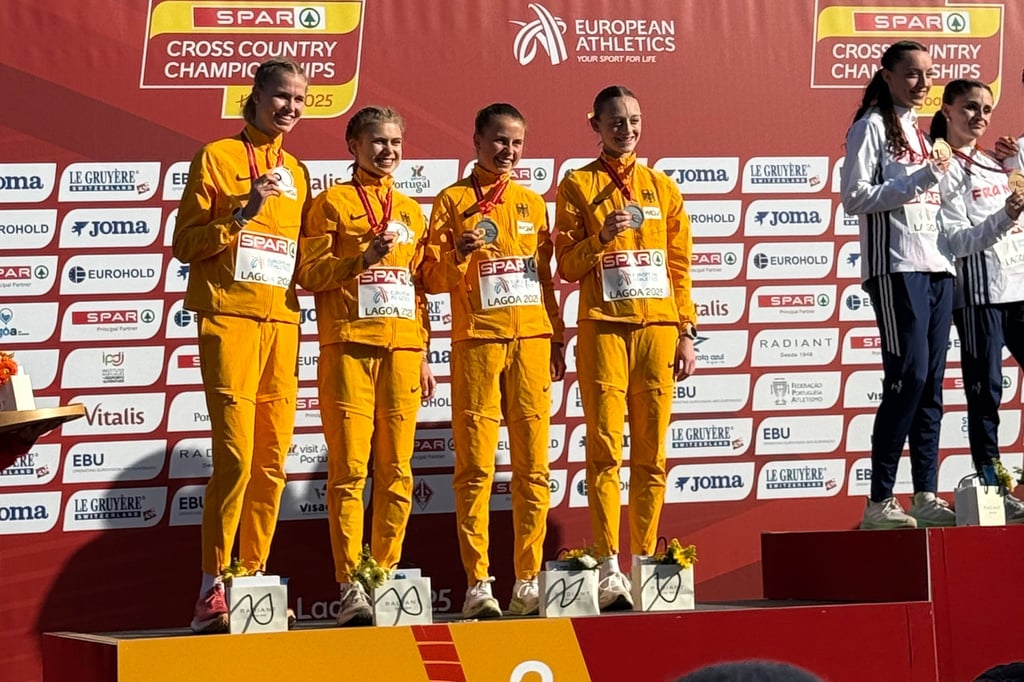 -Immer-davon-getr-umt-Schlattmann-bejubelt-zwei-EM-Medaillen