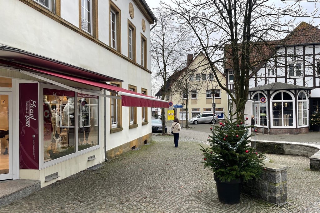 Innenstadt-Einzelhandel bleibt kritisch wegen Outlet-Planung