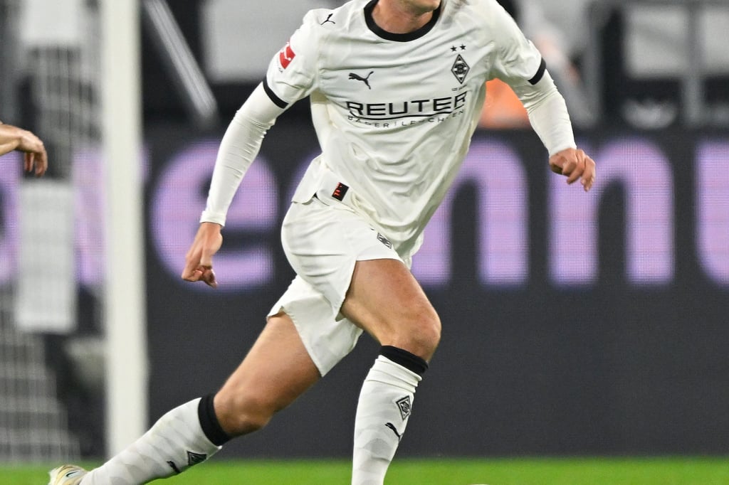 Gladbachs-Neuhaus-vor-Comeback-im-Borussen-Duell