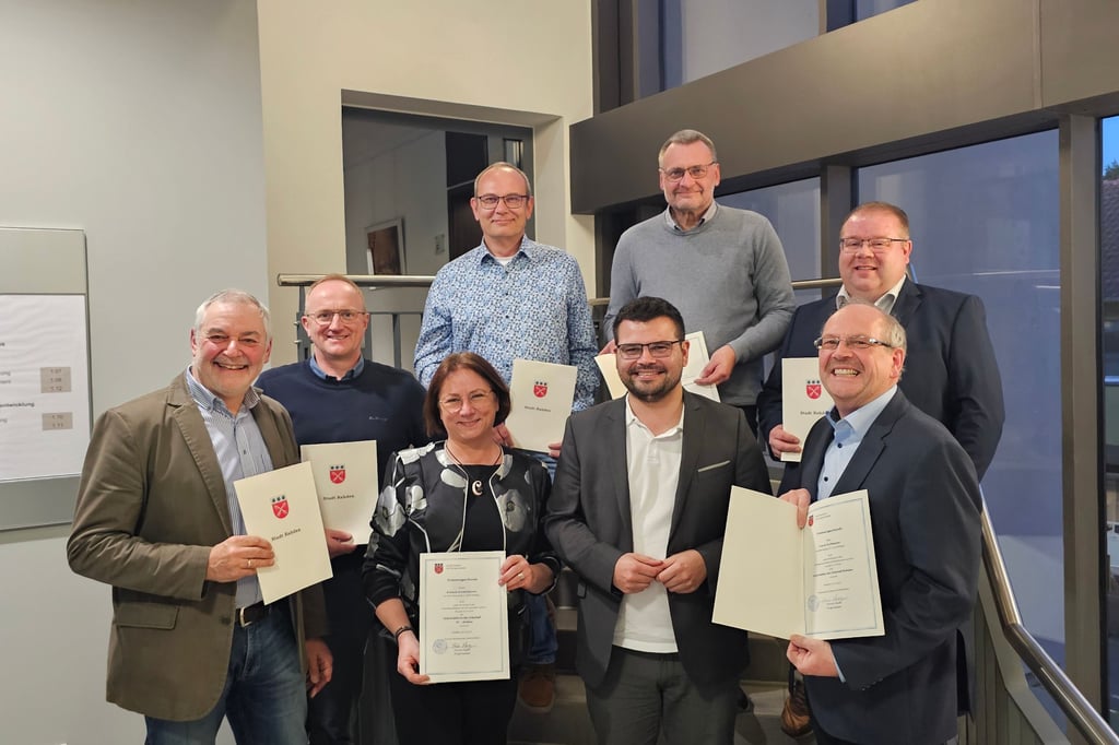 Bürgermeister vereidigt Ortsvorsteher von Rahden