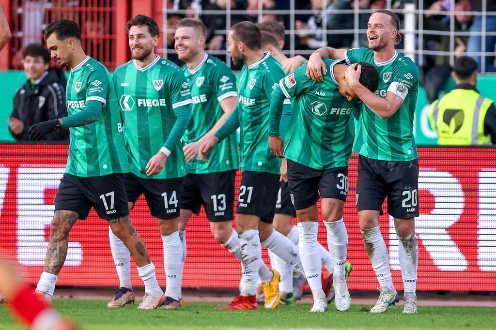 Mit-Drama-und-St-rmer-Gen-Amenyido-rettet-Preu-ens-Achterbahnfahrt