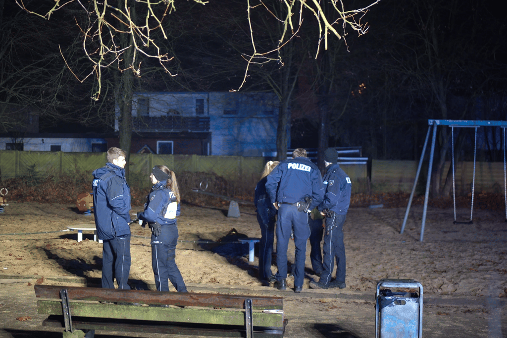 Zwei tote 18-Jährige durch selbstgebaute Böller