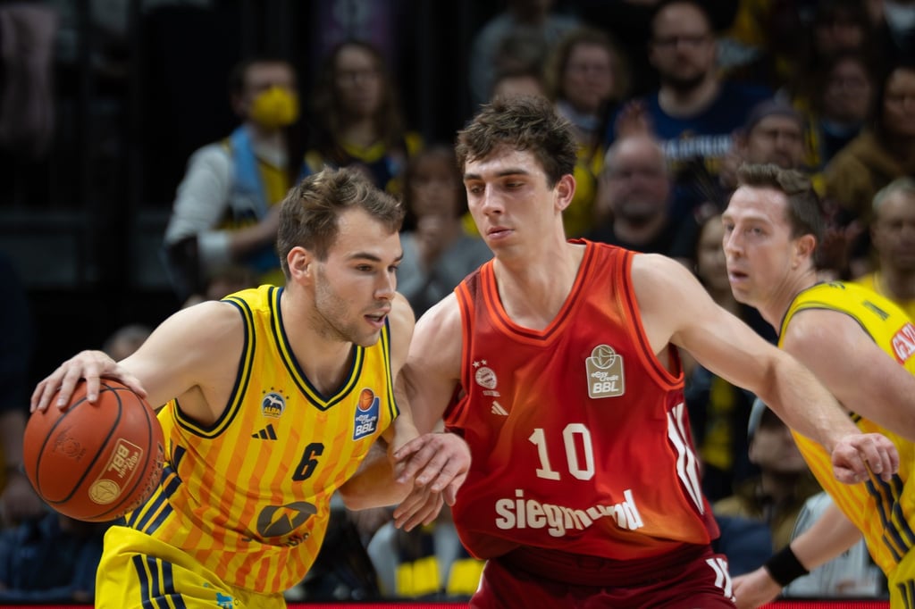 FC-Bayern-baut-Siegesserie-aus-Alba-verliert