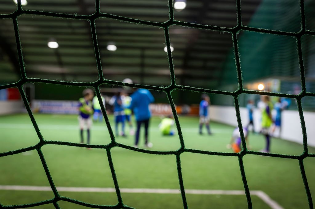 Mussten Jugendliche ihrem Fußballtrainer Geld geben?