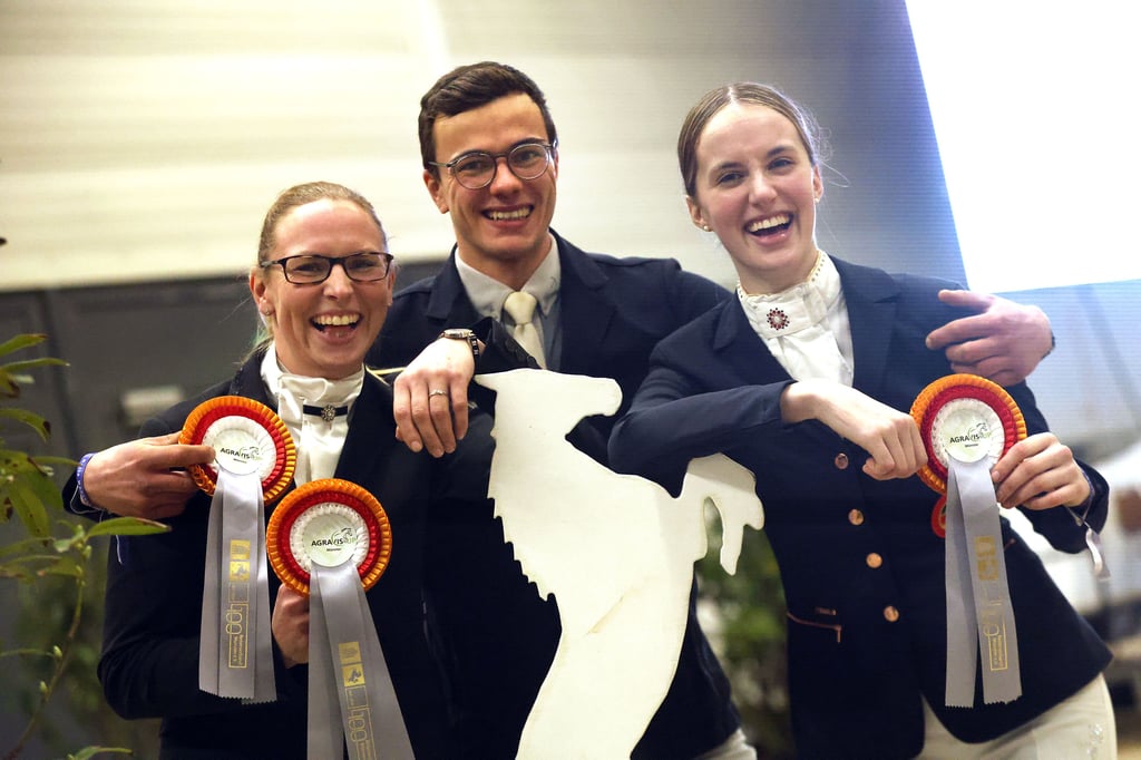 Hochspannung-im-Finale-M-nsters-Dressur-Equipe-verpasst-Hattrick-knapp