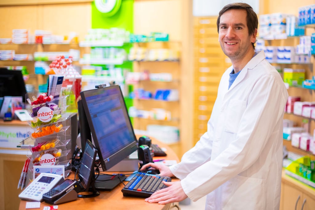 „Flucht nach vorn“: Wie Apotheker Henry Hieber seinen Existenzsorgen begegnet