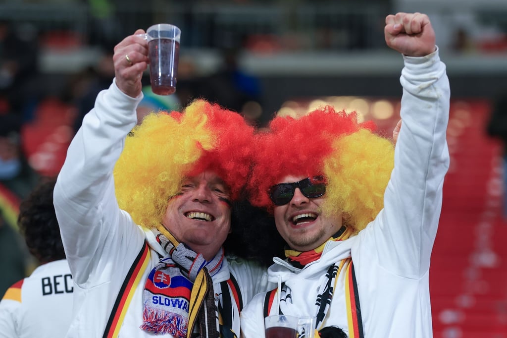 WM-Fans-m-ssen-schnell-sein-Drittes-Ticket-Fenster-schlie-t