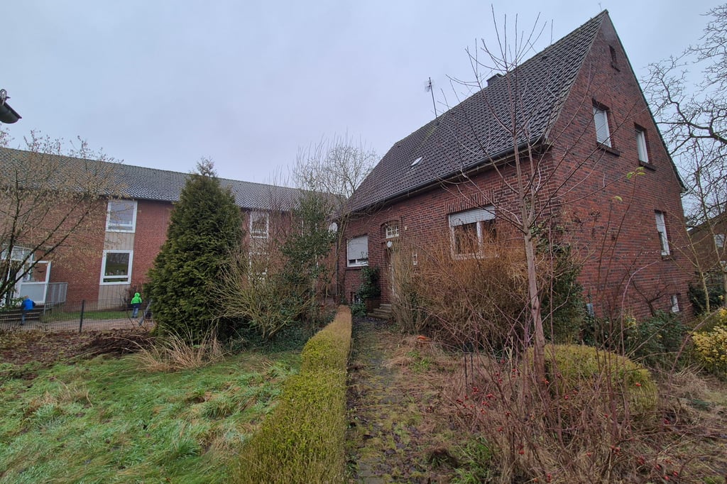 Stadt-l-sst-Wohnhaus-seit-f-nf-Jahren-leer-stehen