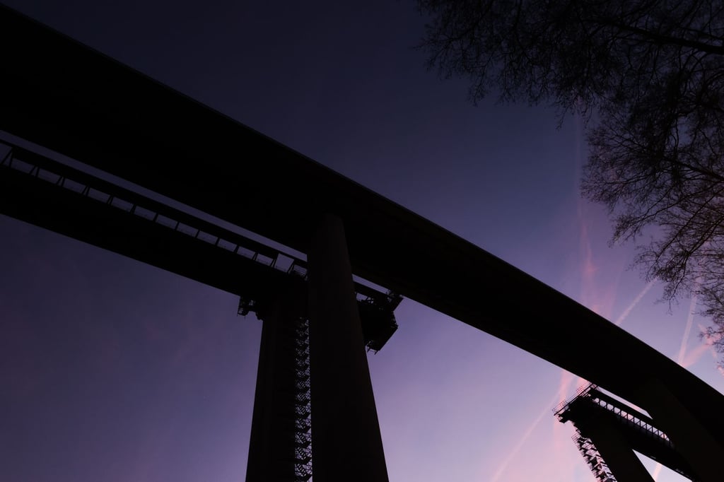 Talbr-cke-bald-ganz-ohne-L-cke-Stahlteile-werden-verbunden