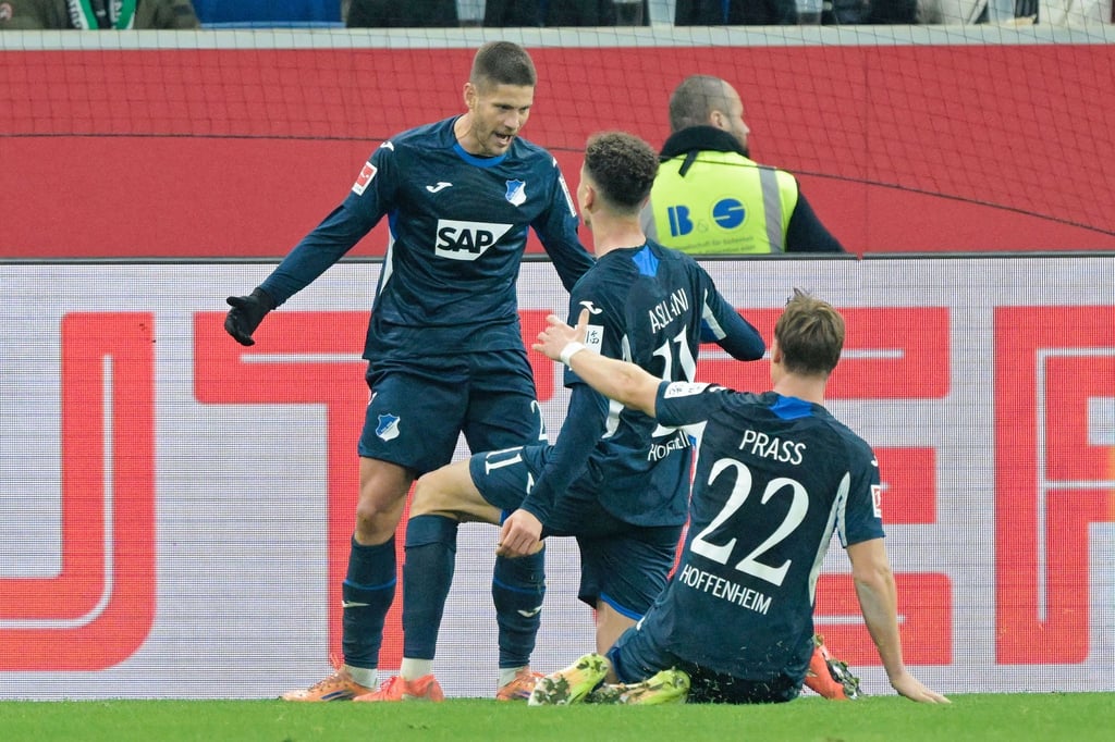 Kramaric-Gala-beim-5-1-Hoffenheim-f-hrt-Gladbach-vor