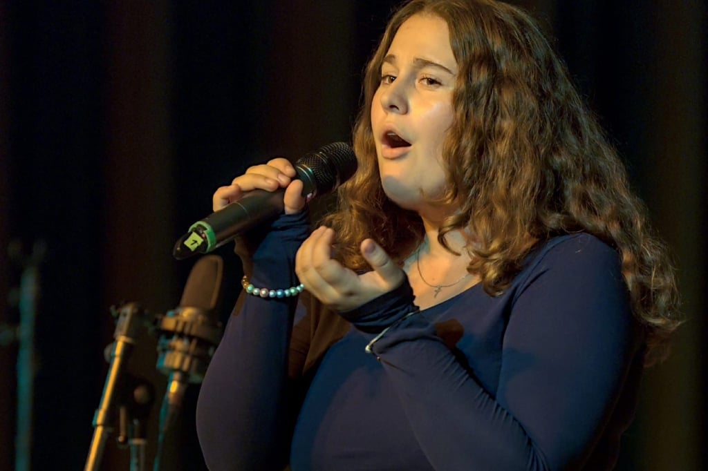 Lampenfieber vorm großen Gesangsauftritt