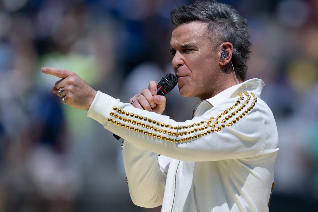 Robbie-Williams-berrascht-mit-fr-her-Album-Ver-ffentlichung