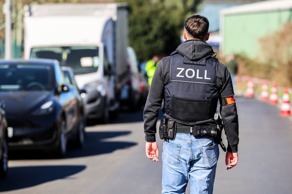 Illegale-Zigarettenfabrik-in-D-sseldorf-Prozess-gestartet