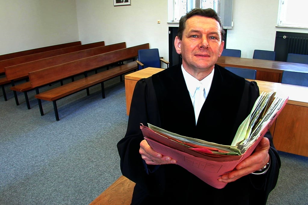 Nötigung: Ex-Amtsrichter aus Herford muss vor Gericht