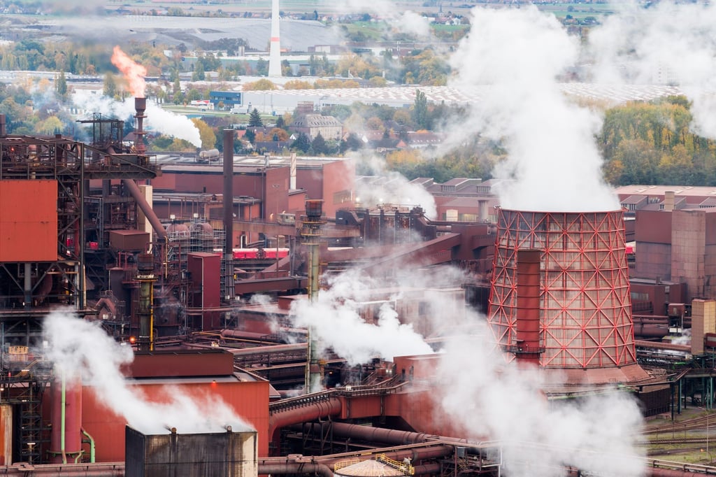 Stahlproduktion-2025-gesunken-Krise-dauert-an