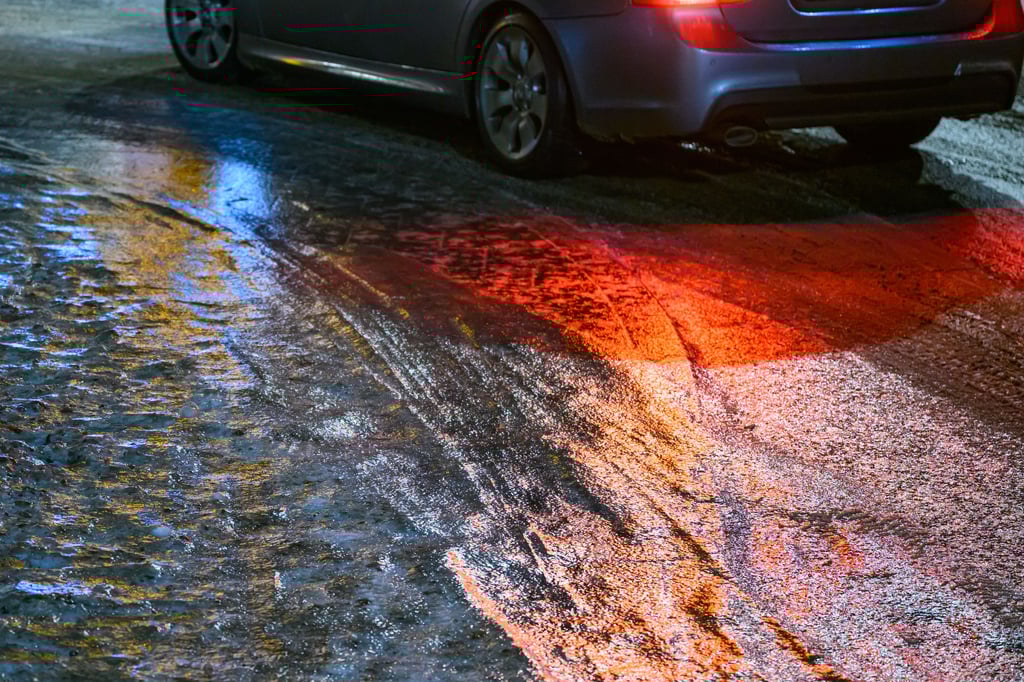 Eisglätte: 25 Unfälle im Kreis Steinfurt – Busverkehr eingestellt