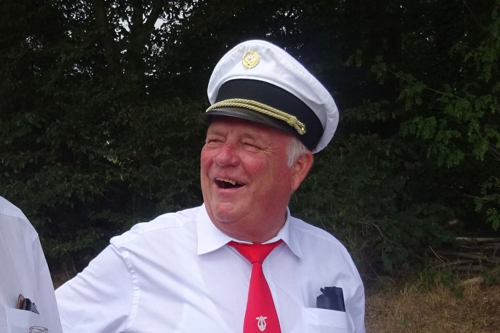 60 Jahre Leidenschaft für den Spielmannszug: Ehrung für Berni Drees