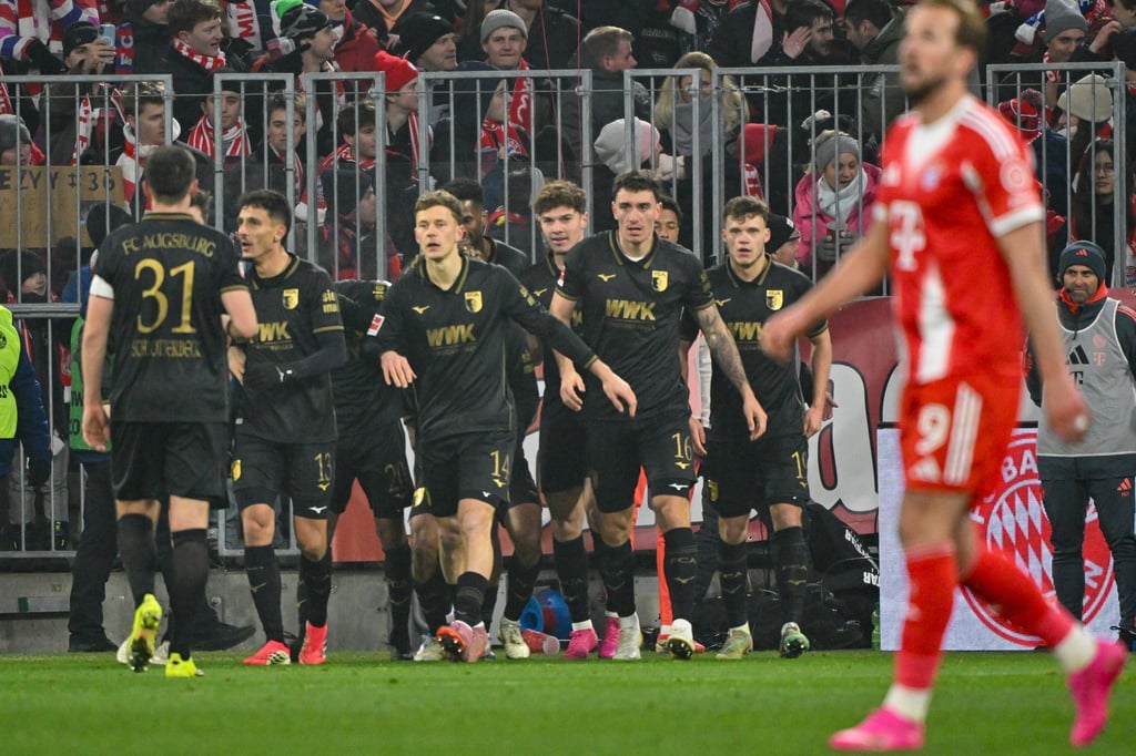FC-Bayern-rutscht-in-Bundesliga-aus-Augsburg-feiert-Coup