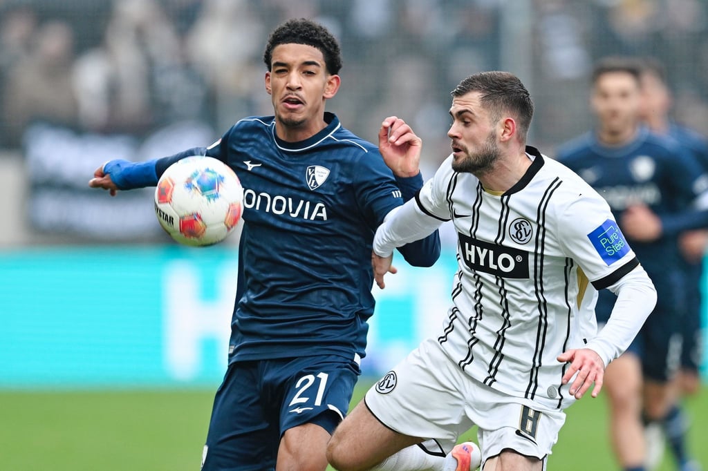 Elversberg-rgert-sich-ber-1-1-gegen-Bochum