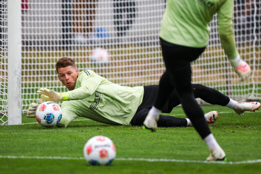 Gladbacher-Torh-ter-Omlin-wechselt-nach-Leverkusen