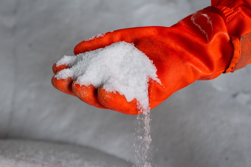 Winterwetter-sorgt-f-r-hohen-Streusalzverbrauch