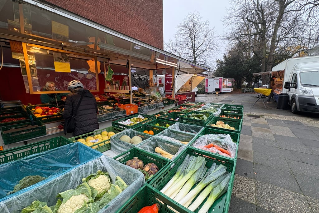 Rückzieher der Verwaltung: Beliebter Stadtteilmarkt gerettet – vorerst