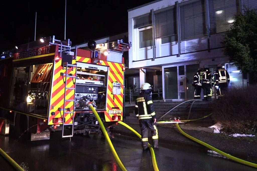 Gro-einsatz-f-r-die-Feuerwehr