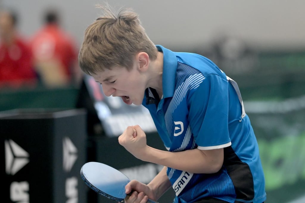 Biss-Flei-Grips-und-Eltern-Sebastian-Lenz-macht-den-n-chsten-Schritt