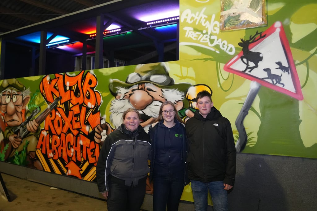 Landjugend-bei-Karnevalsumz-gen-Wir-bringen-tolle-Stimmung-