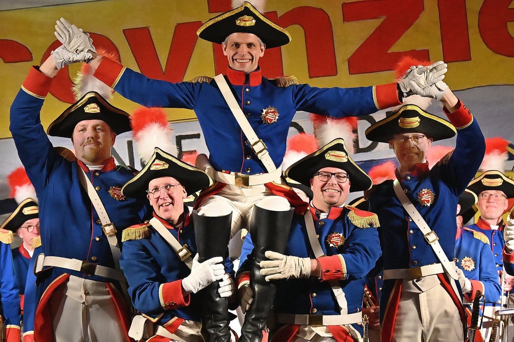 Rauschende Galanacht bei den Provinzlern