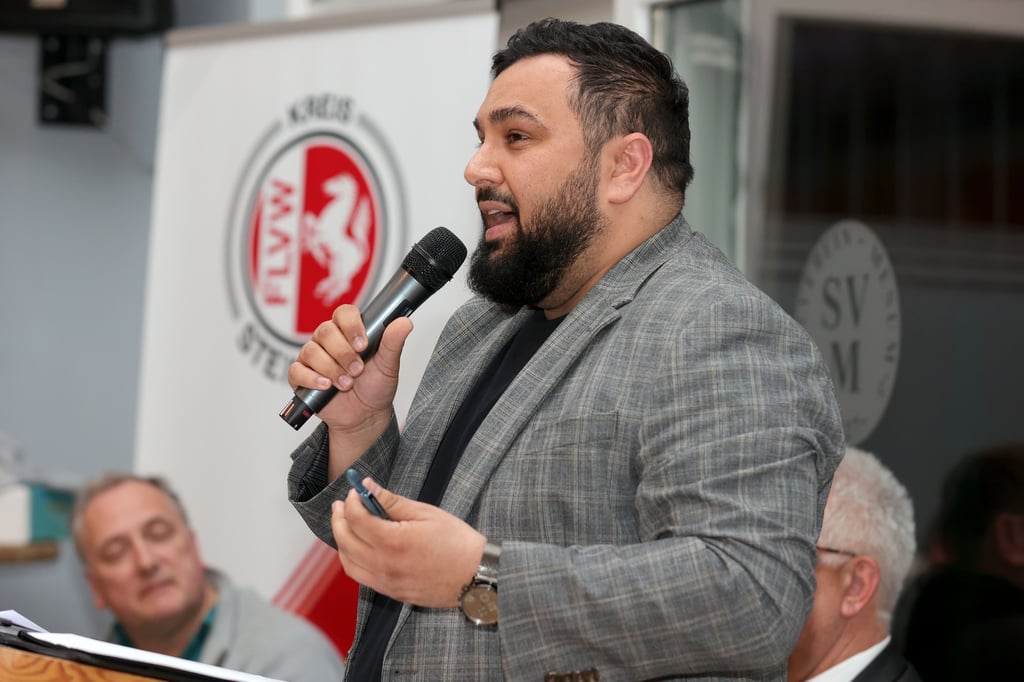 Von-Teheran-nach-Kaiserau-Steinfurter-Ali-Pish-Been-sorgt-f-r-ein-Novum