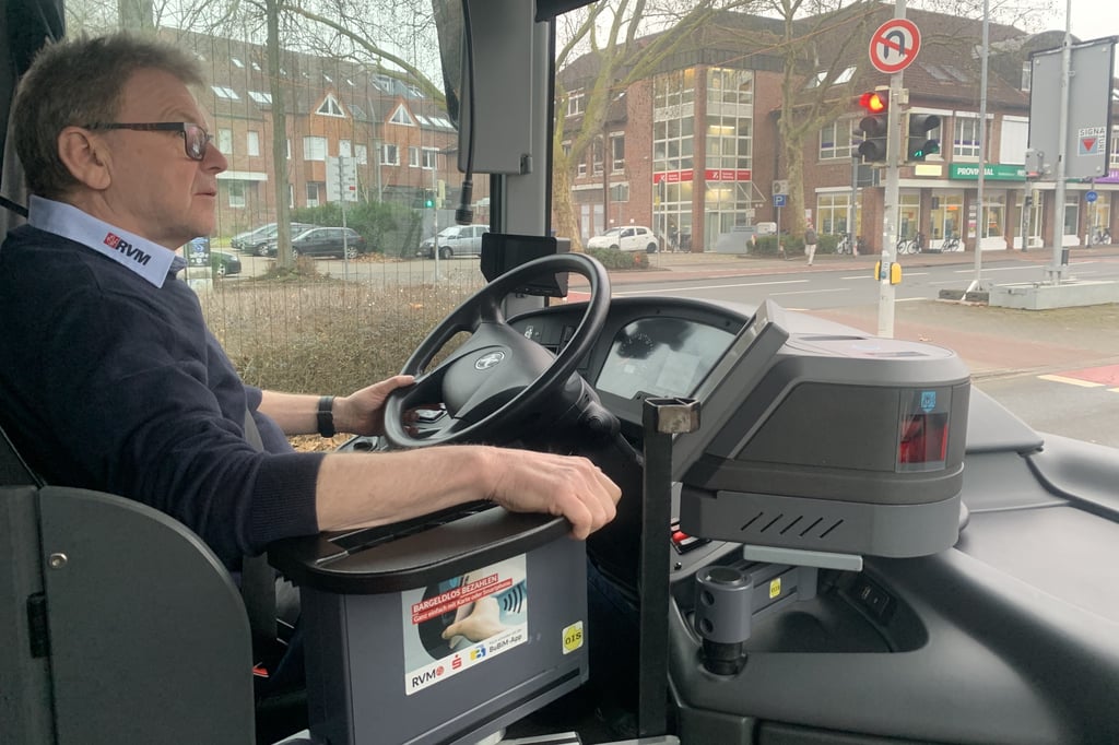 Wenn der Blick aufs Handy den Busfahrer nervt