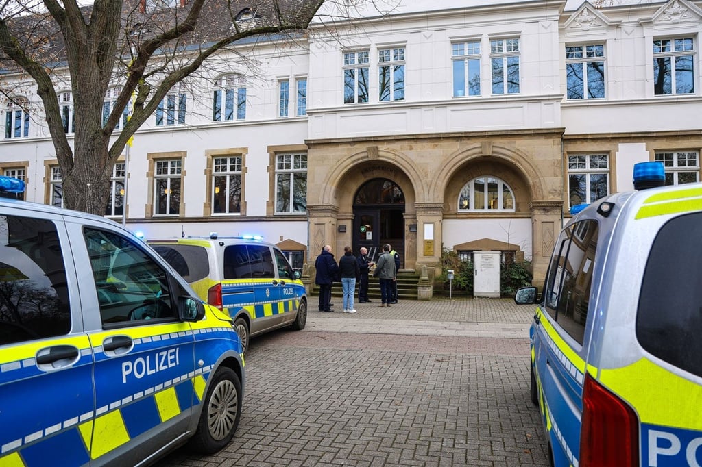 Lebensgefahr-nach-Pr-gelei-vor-Amtsgericht-Unna